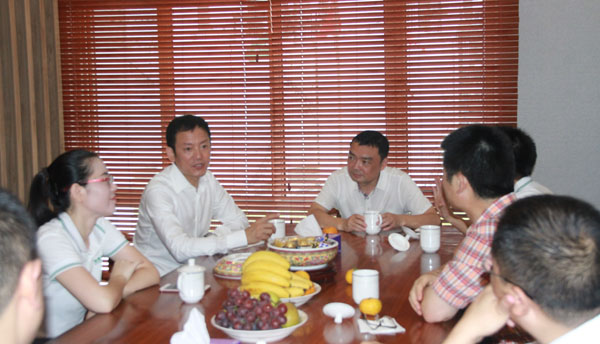 熱烈歡迎四川大英縣委縣政府領(lǐng)導(dǎo)一行蒞臨我司參觀(guān)指導(dǎo)